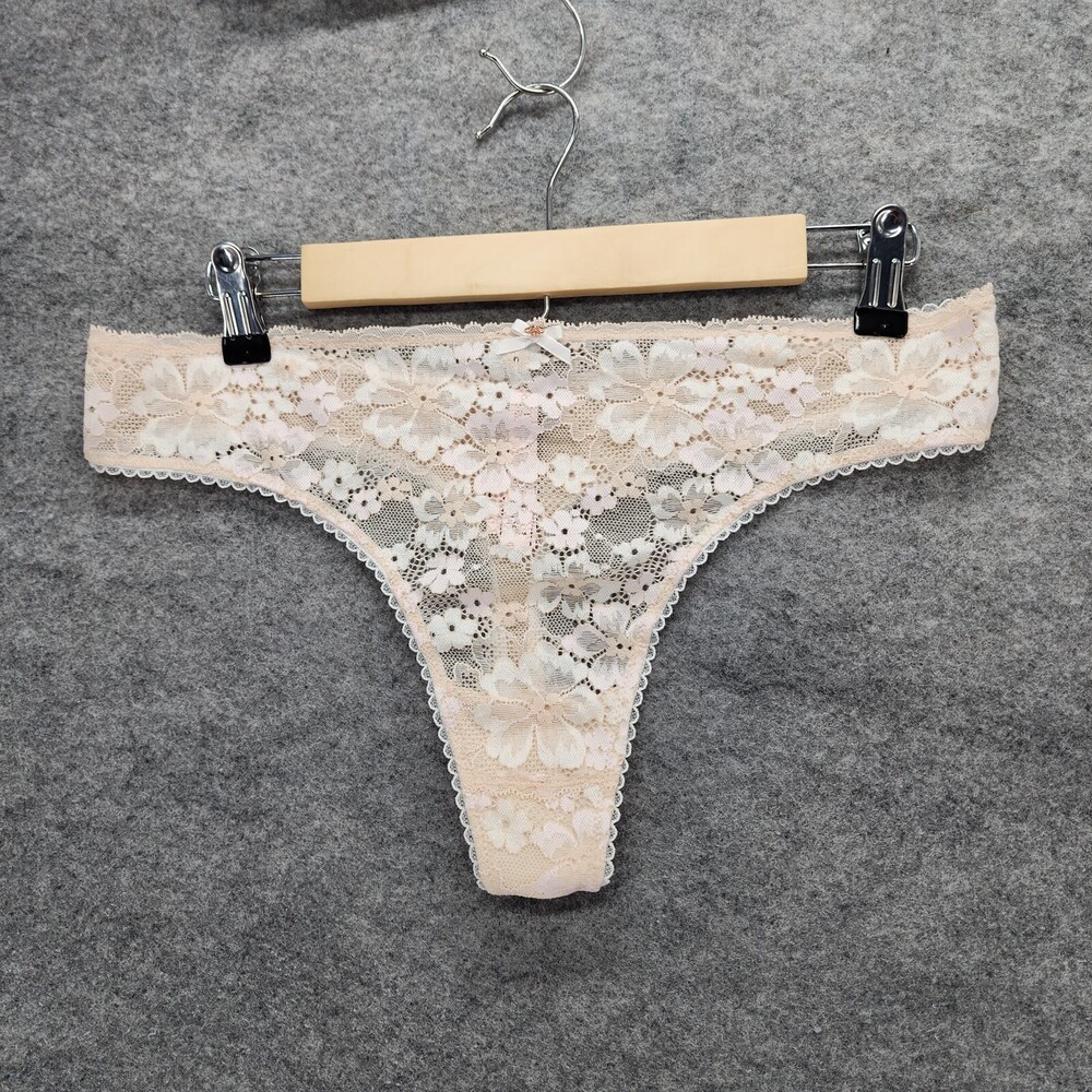 Victoria Secret Panties Womens XL Thong Beige Floral Lace